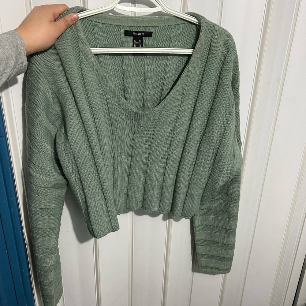 Cropped Green Sweater
